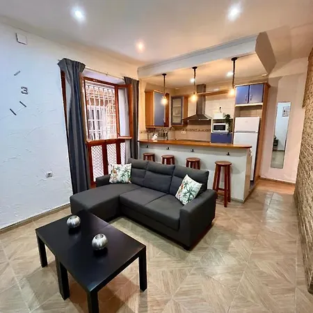Apartamento Gatu El Vigia De Tavira, Preferente Mayores De 25 Anos Y Familias *