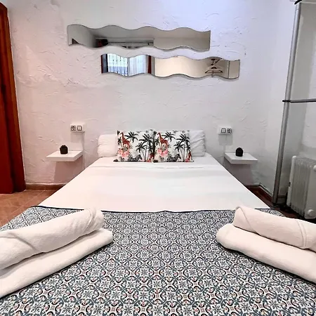 Apartamento Gatu El Vigia De Tavira, Preferente Mayores De 25 Anos Y Familias *